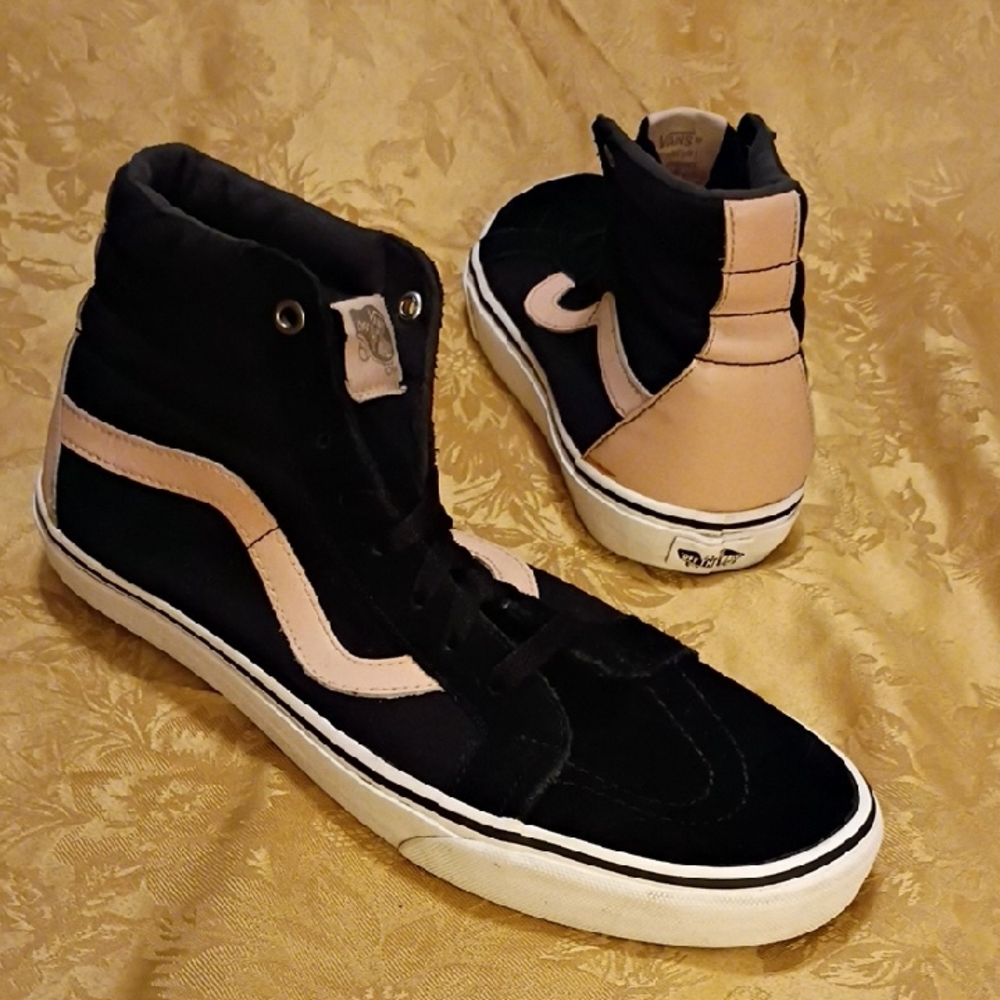 VANS Sk8-Hi Black and Tan Leather/Suede Men's 12.0 Women's 13.5